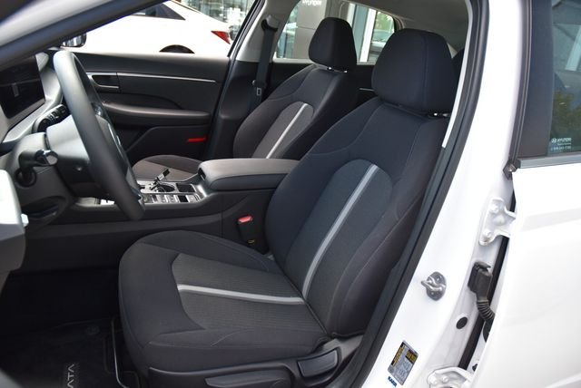 2025 Hyundai Sonata SE - Photo 26