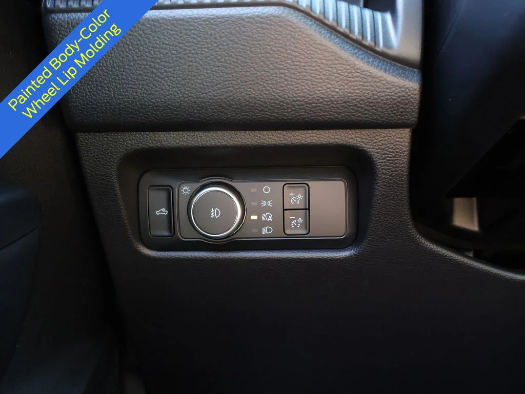 New 2026 Carbonized Gray Metallic Ford XLT image 30