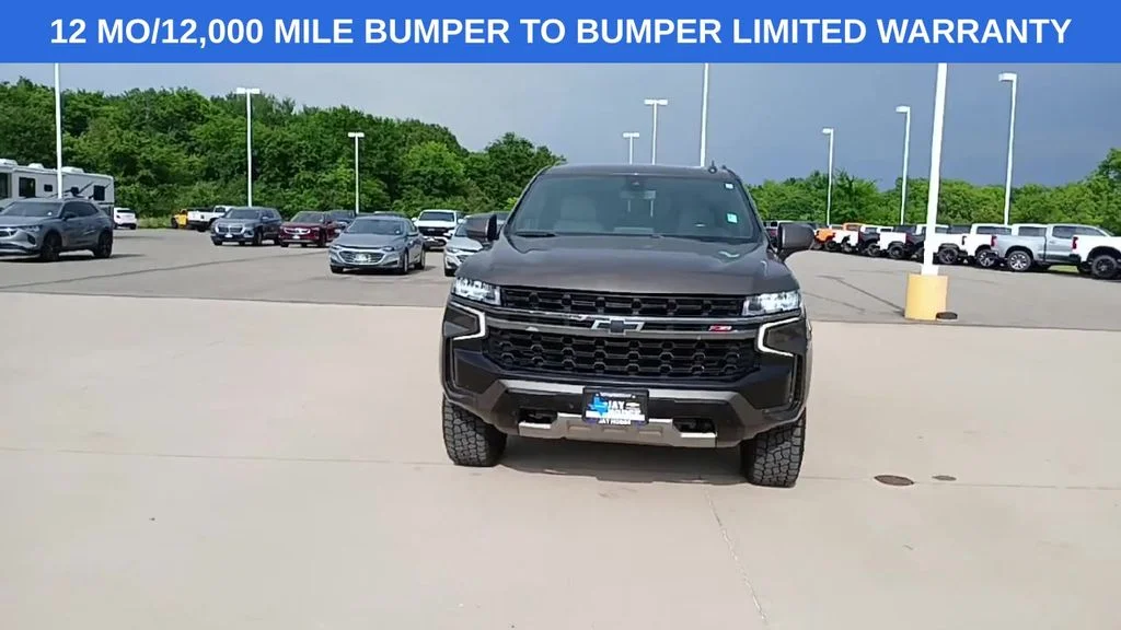 Used 2021 Gray Chevrolet Z71 image 3