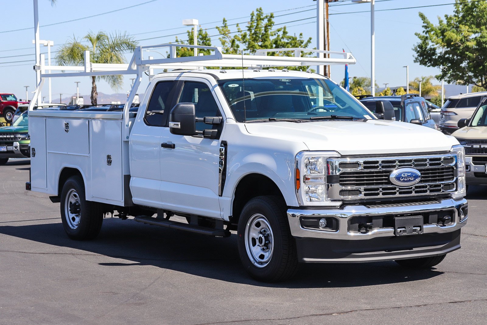 New 2026 Oxford White Ford F-350® XL image 3