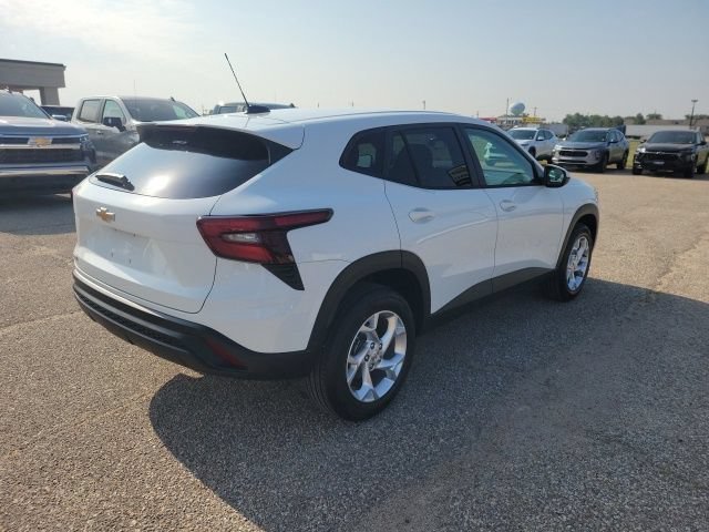 New 2026 Summit White Chevrolet LS image 20