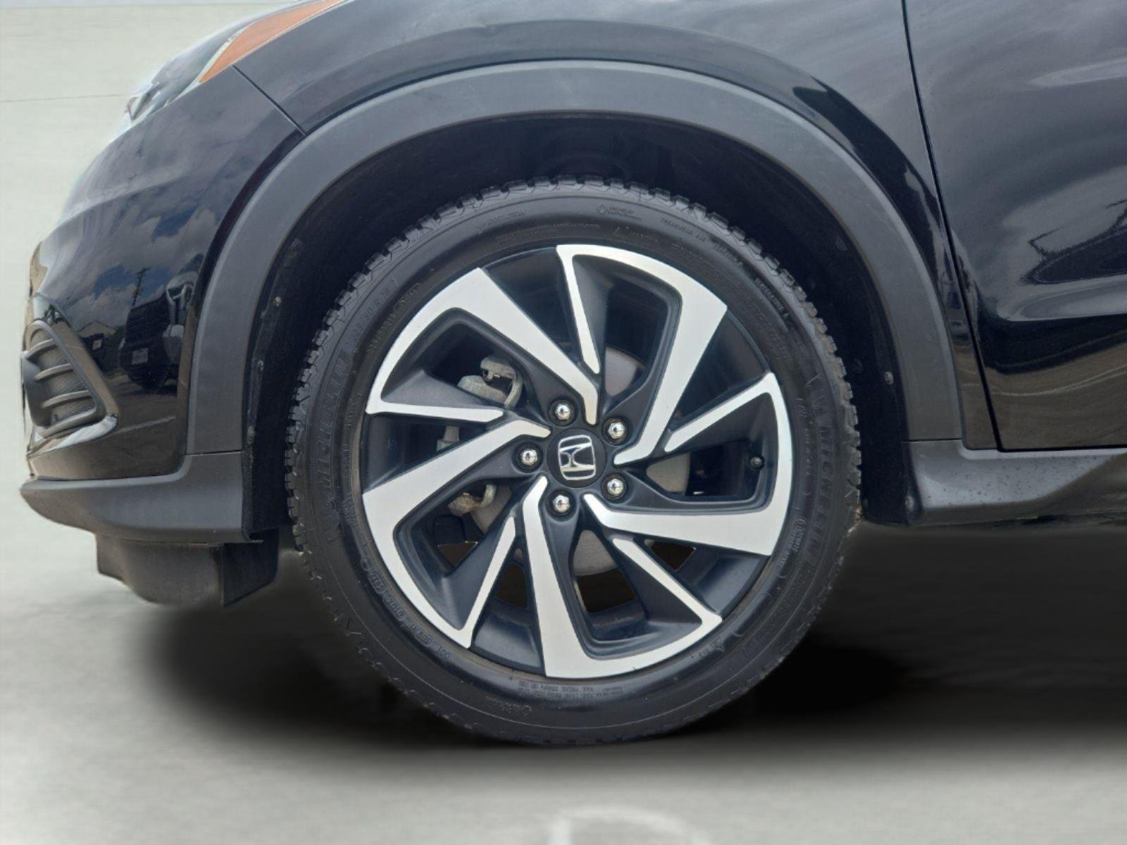 Used 2019 Crystal Black Pearl Honda EX-L image 11