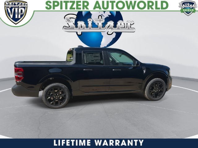 New 2026 Shadow Black Ford XLT image 16