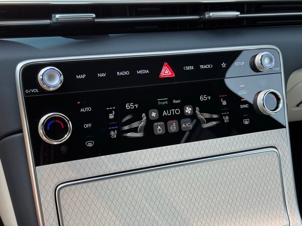 2025 GENESIS GV80 Prestige - Photo 37