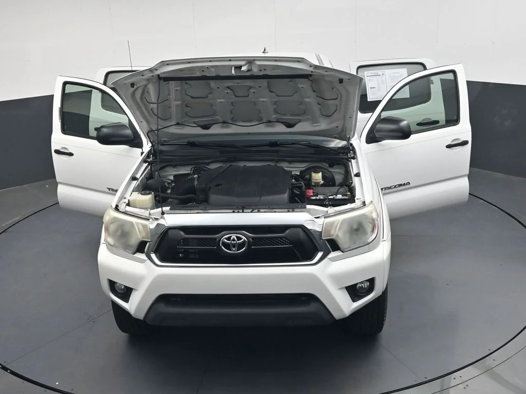 Used 2015 White Toyota PreRunner image 43