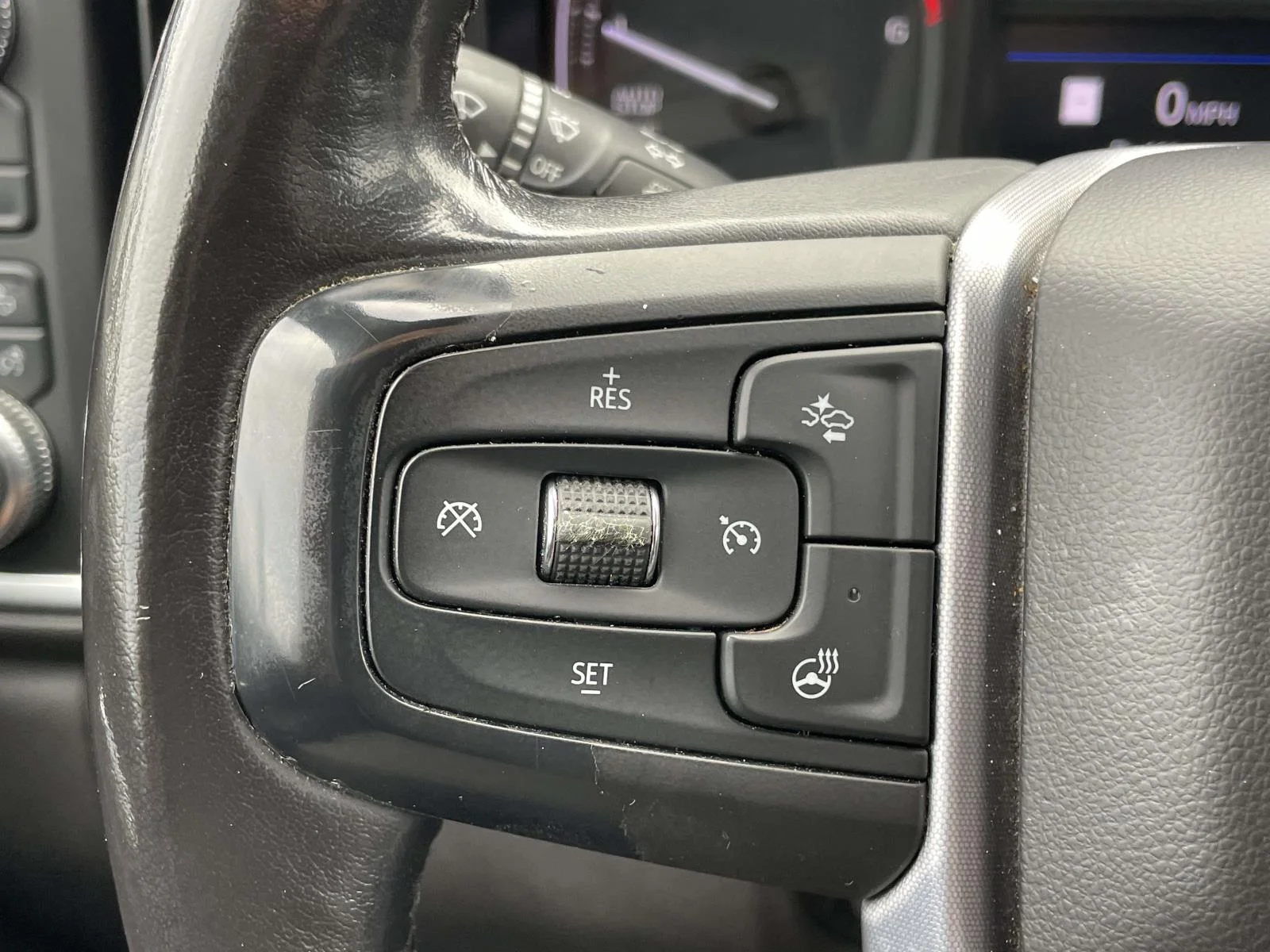 Used 2020 Dark Sky Metallic GMC SLT image 13