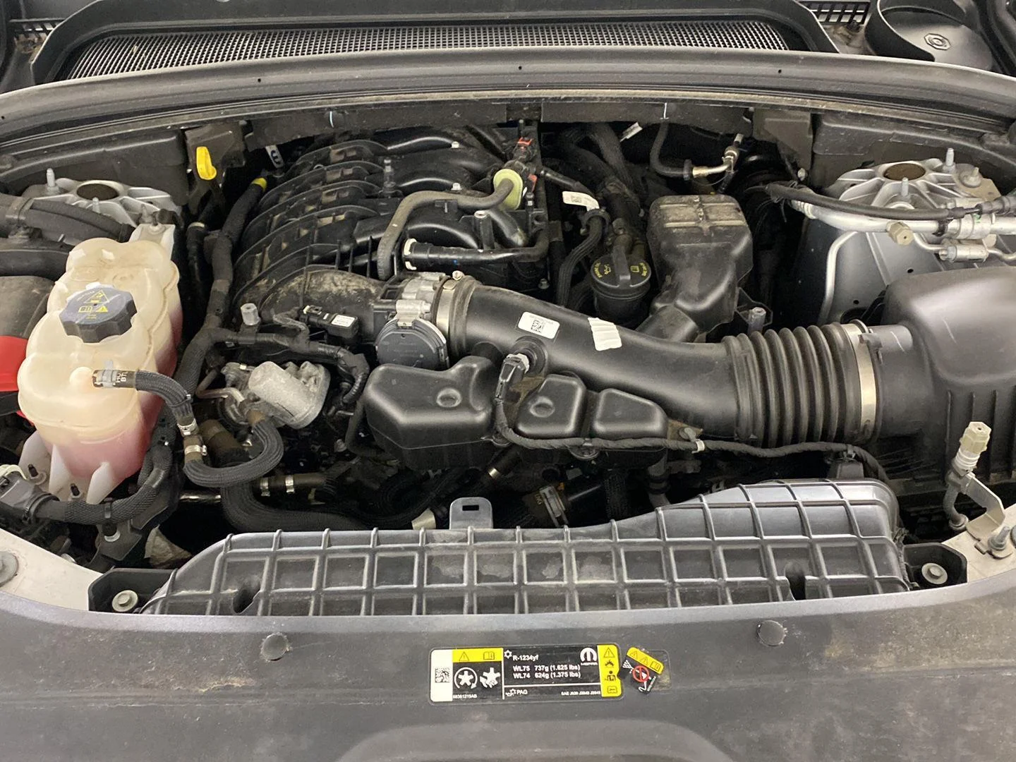 Used 2023 Silver Zynith Jeep Laredo image 29