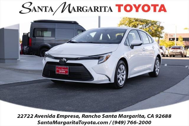 Certified Used 2026 WIND CHILL PEARL Toyota  image 1