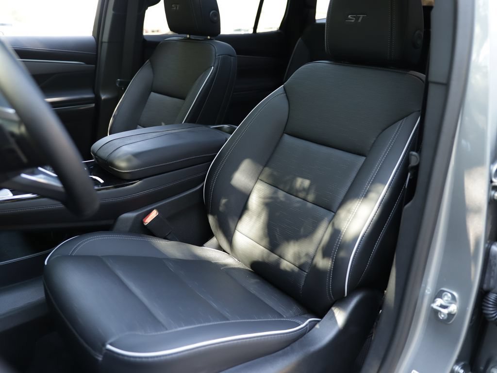 2026 Buick Enclave Sport Touring - Photo 26