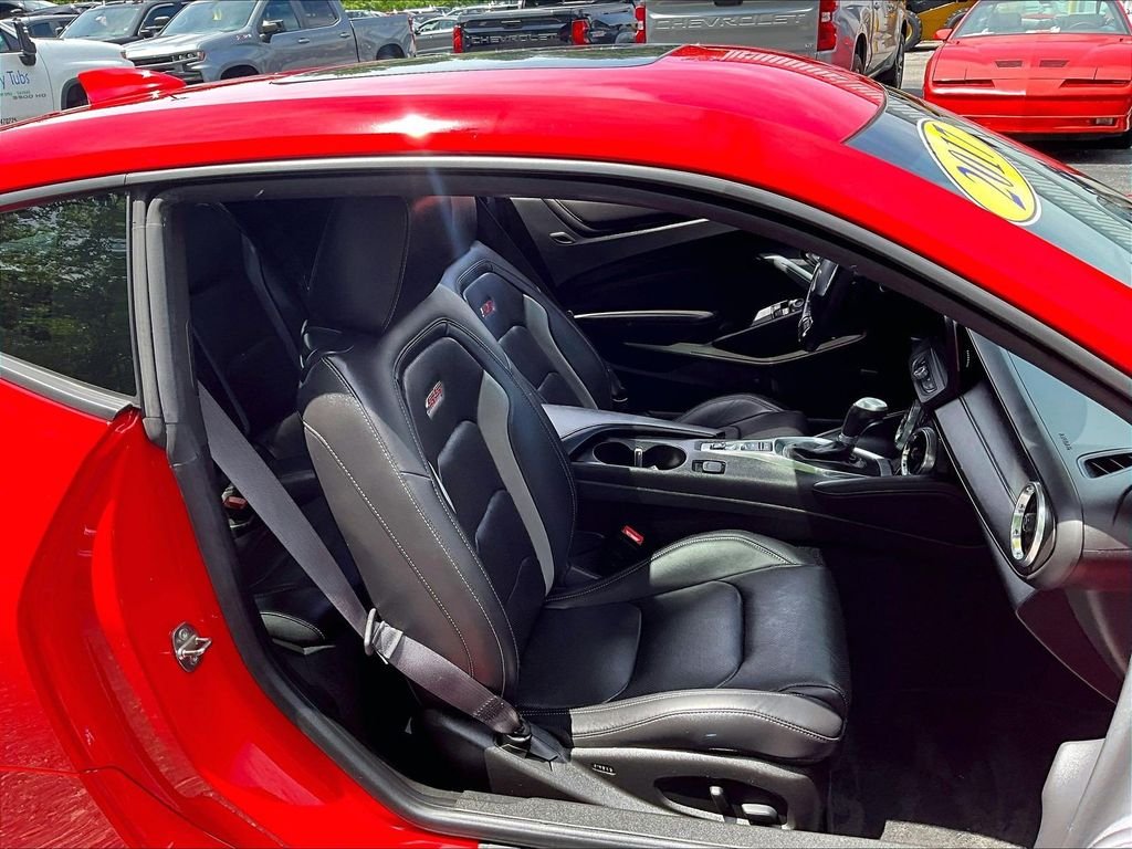 Used 2017 Red Chevrolet SS image 11