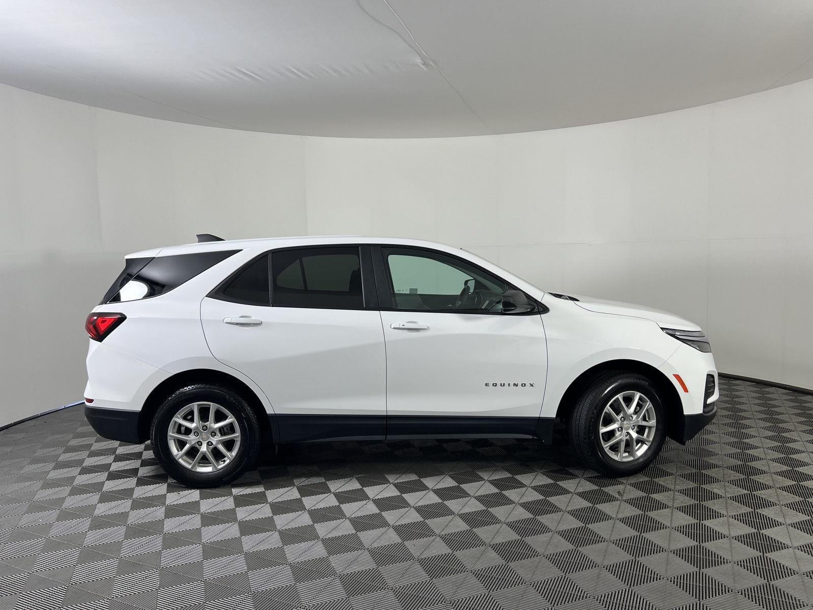 Used 2024 Summit White Chevrolet LS image 28