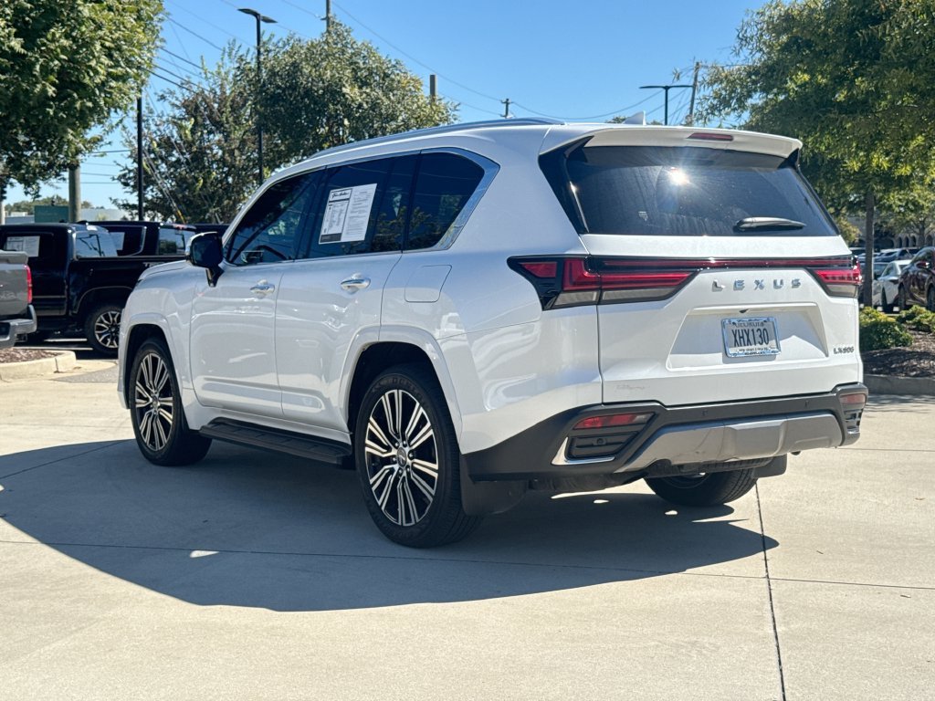Used 2023 White Lexus 600 Luxury image 6