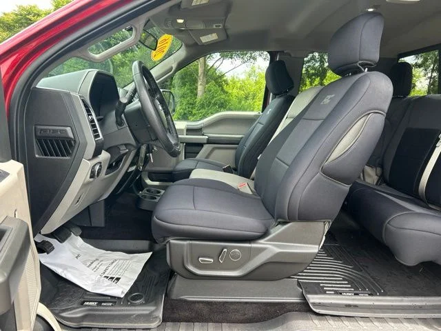 Used 2016 Red Ford XLT image 24
