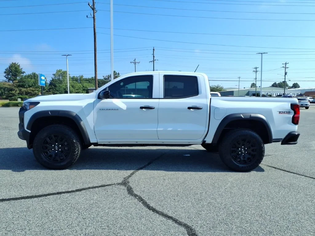 2026 Chevrolet Colorado Trail Boss - Photo 29