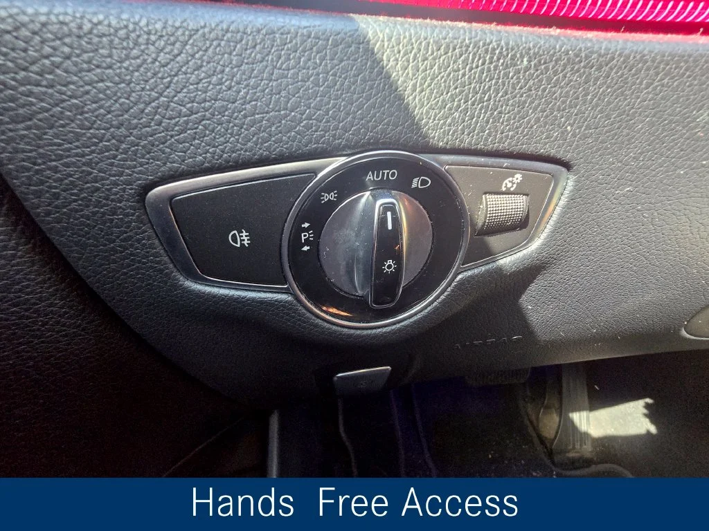 Used 2019 Red Mercedes-Benz E 300 image 23