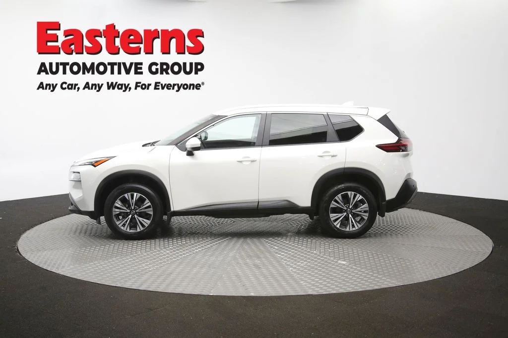 Used 2023 White Nissan SV image 59