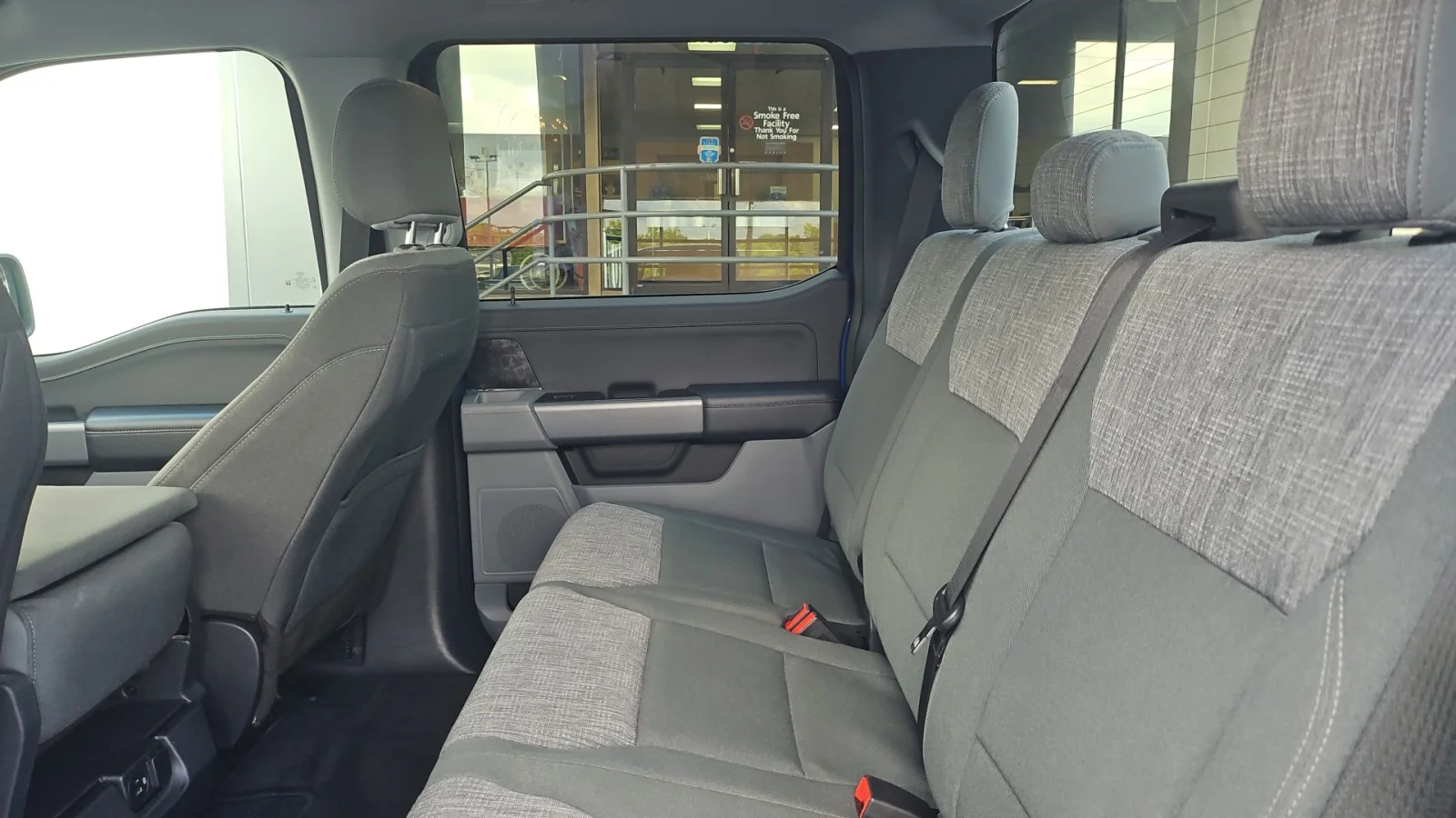 Used 2023 Blue Ford XLT image 15
