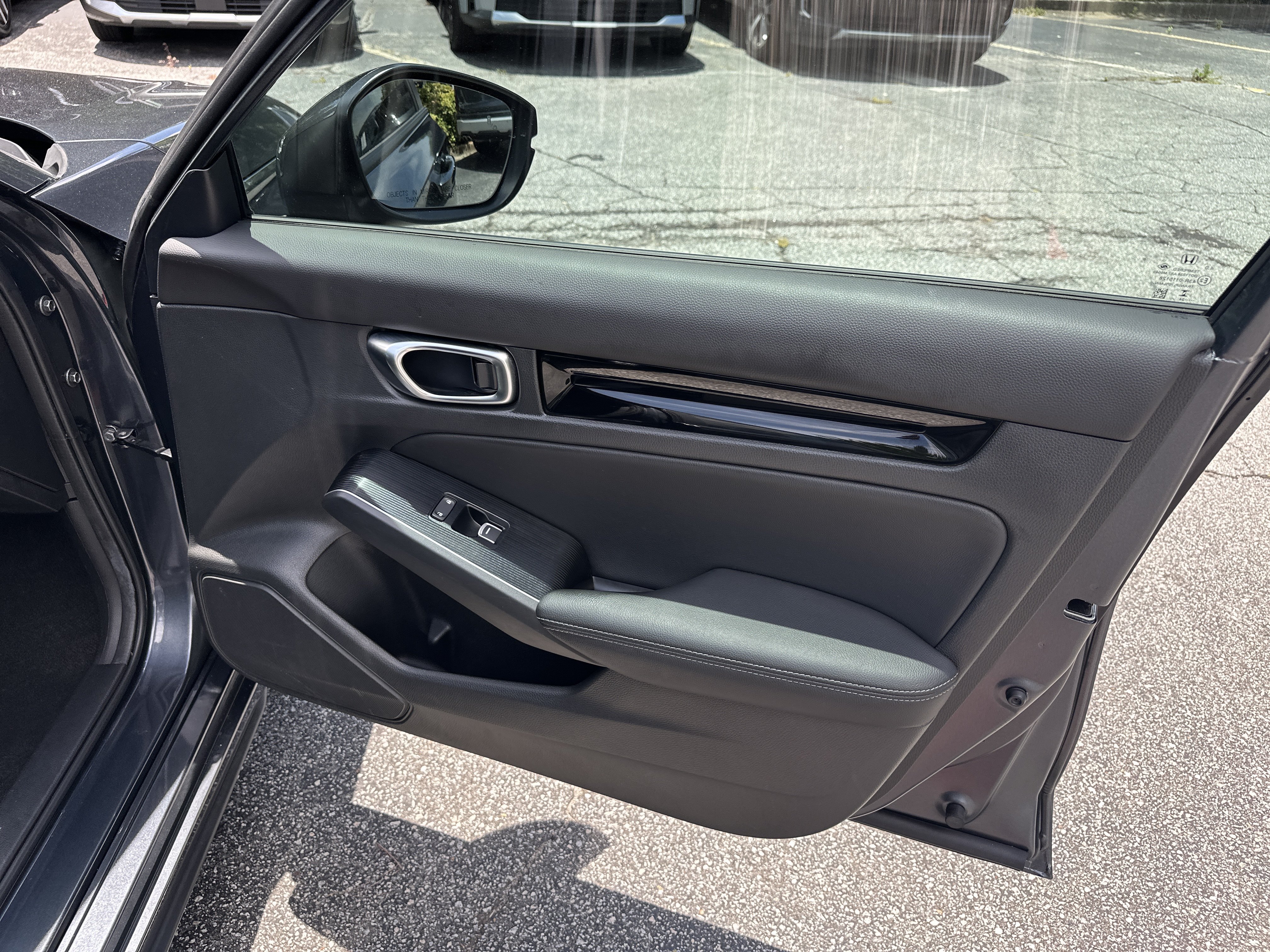 Used 2024 Meteorite Gray Metallic Honda Sport Touring image 17
