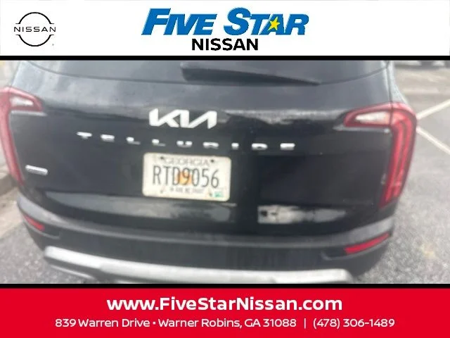 Used 2022 Black Kia SX image 6
