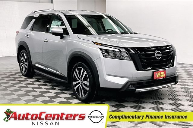 2025 Nissan Pathfinder Platinum 4WD's photo