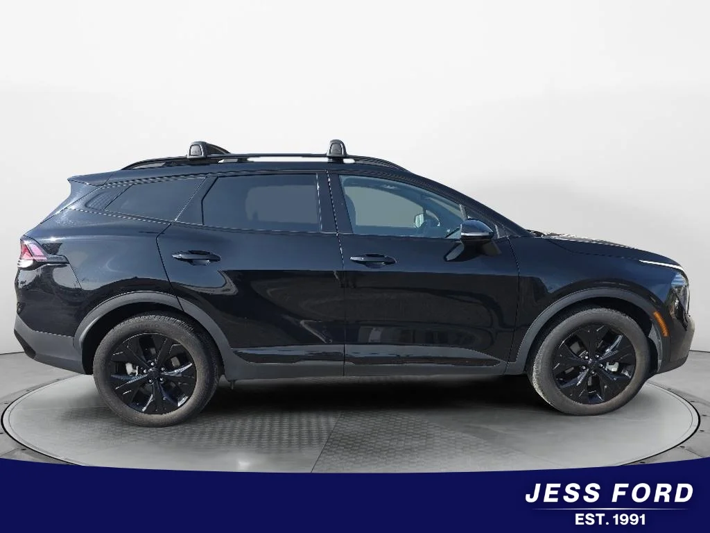 Used 2025 Ebony Black Kia X-Line image 6