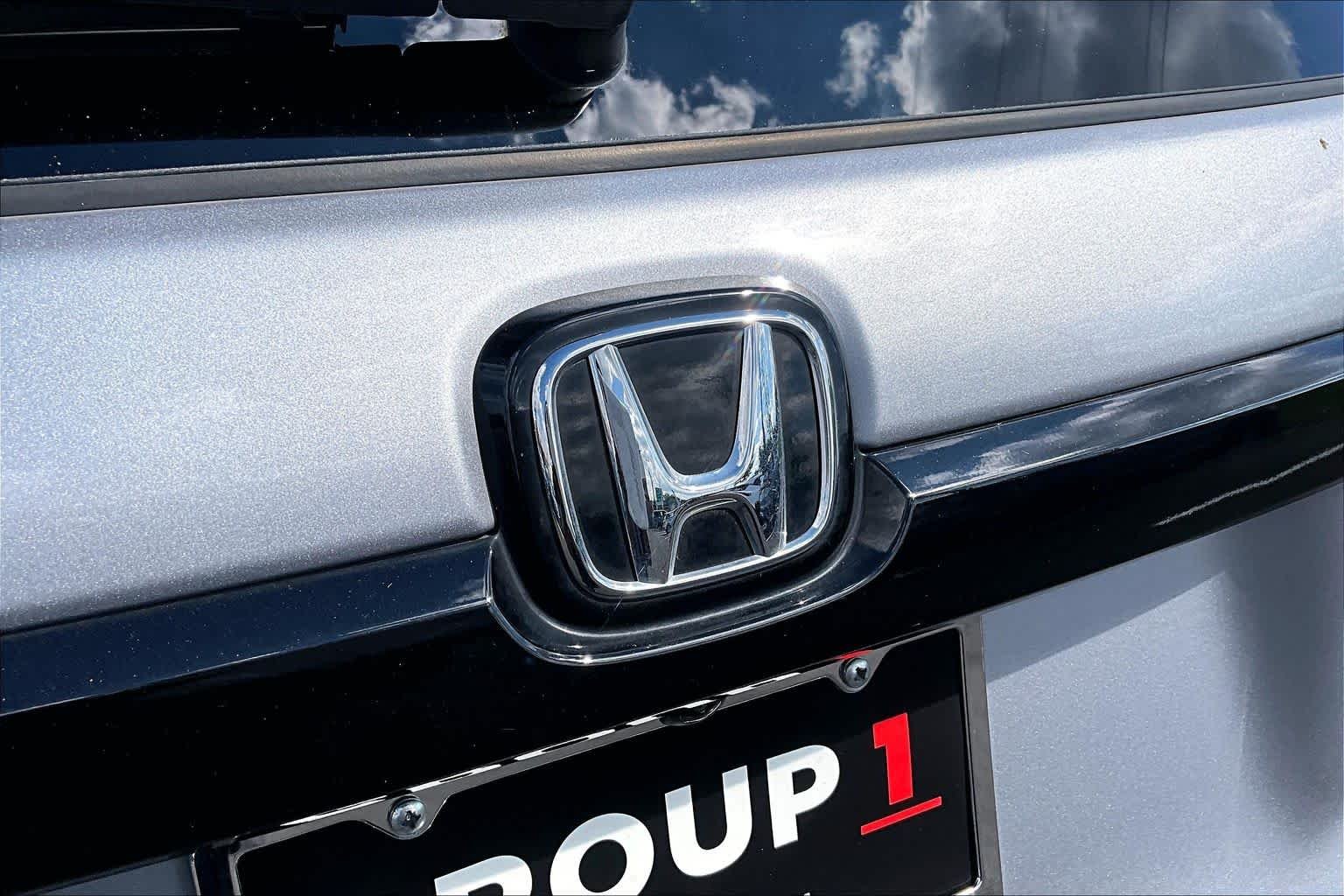 Used 2024 Lunar Silver Metallic Honda TrailSport image 30