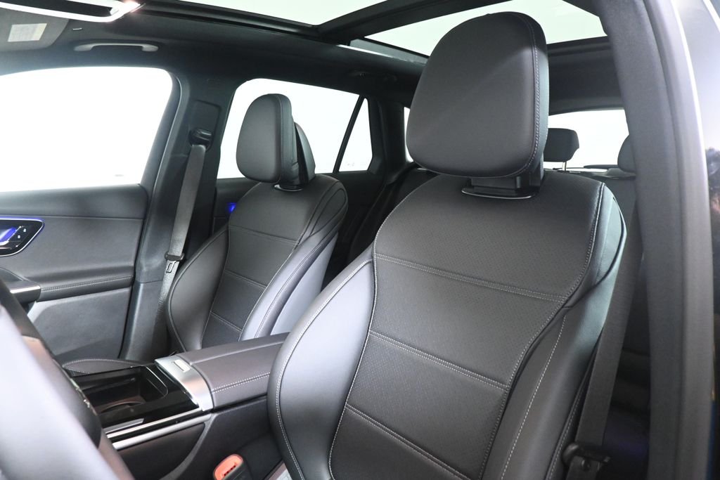 Used 2026 Black Mercedes-Benz GLC 300 image 15