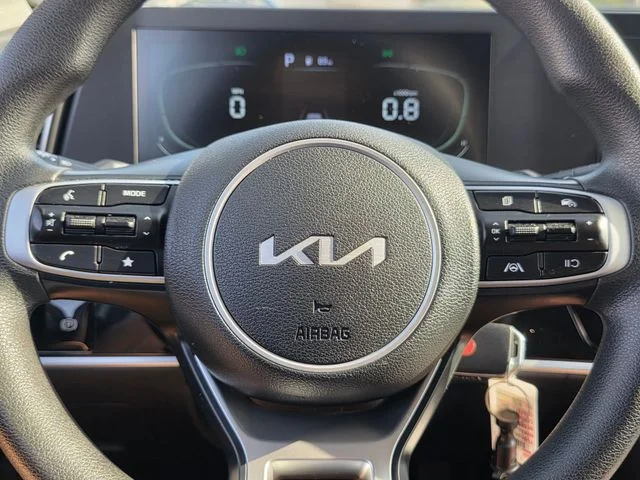 Certified Used 2024 Gray Kia LX image 21