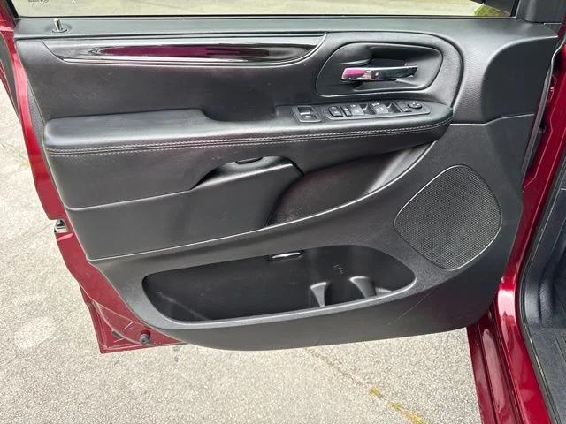 Used 2020 Red Dodge SE Plus image 15