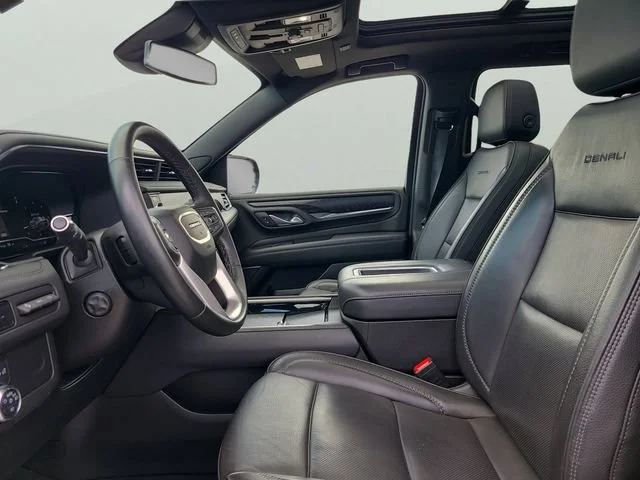 Used 2024 Onyx Black GMC Denali image 21