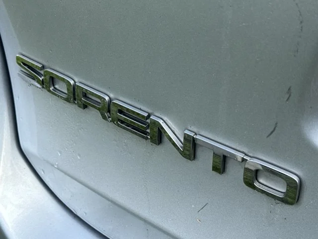 Used 2019 Silver Kia LX image 10