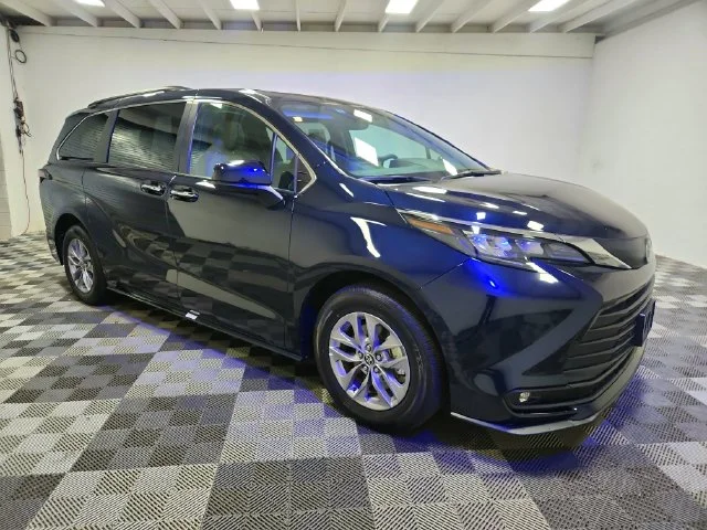 Used 2026 Blue Toyota XLE image 25