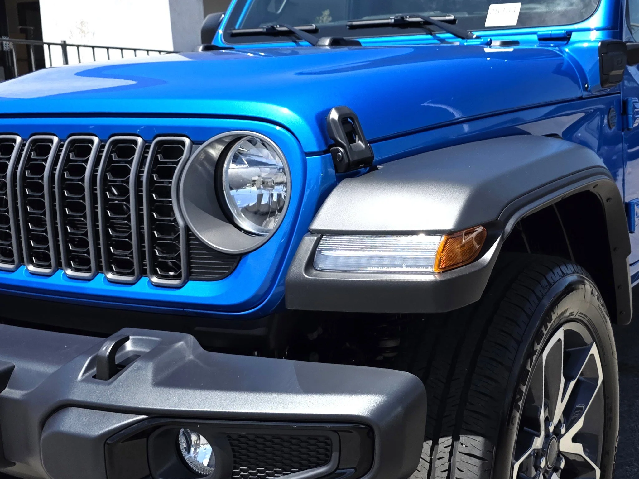New 2025 Blue Pearl Jeep Sport S 4xe image 7