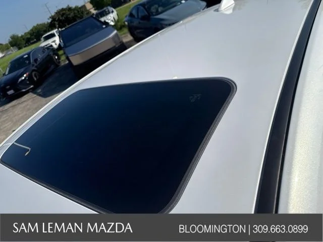 Used 2016 White Mazda Grand Touring image 6