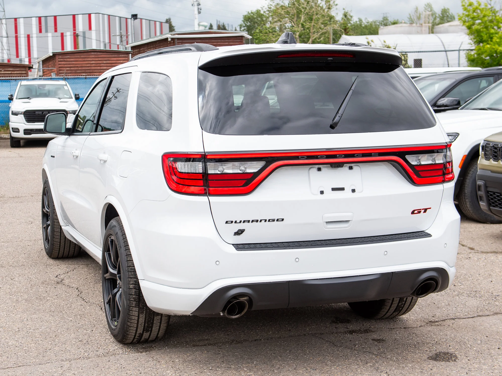 New 2026 White Dodge GT HEMI V8 Premium* AWD image 4