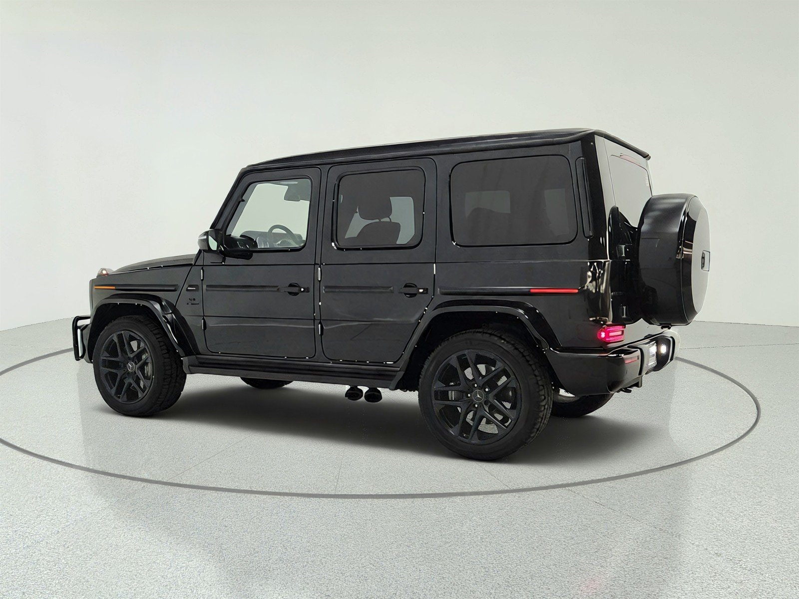 Certified Used 2022 MANUFAKTUR Graphite Metallic Mercedes-Benz AMG® G 63 4MATIC SUV image 7