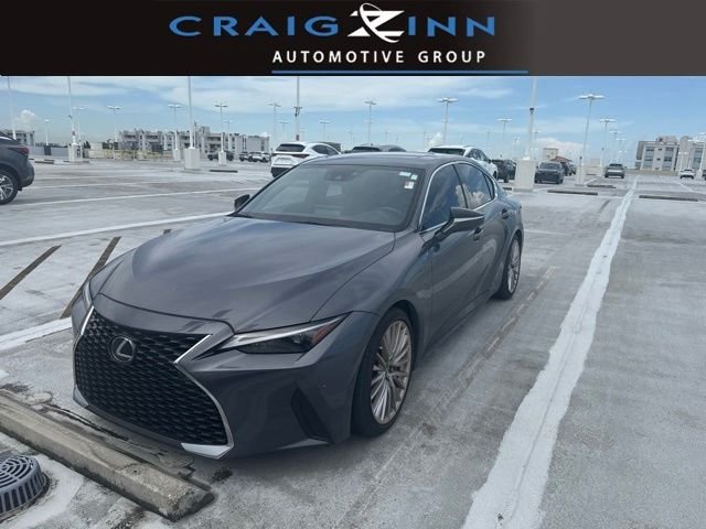 2023 Lexus IS