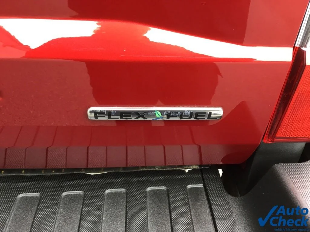 Used 2017 Red Ford XLT image 19