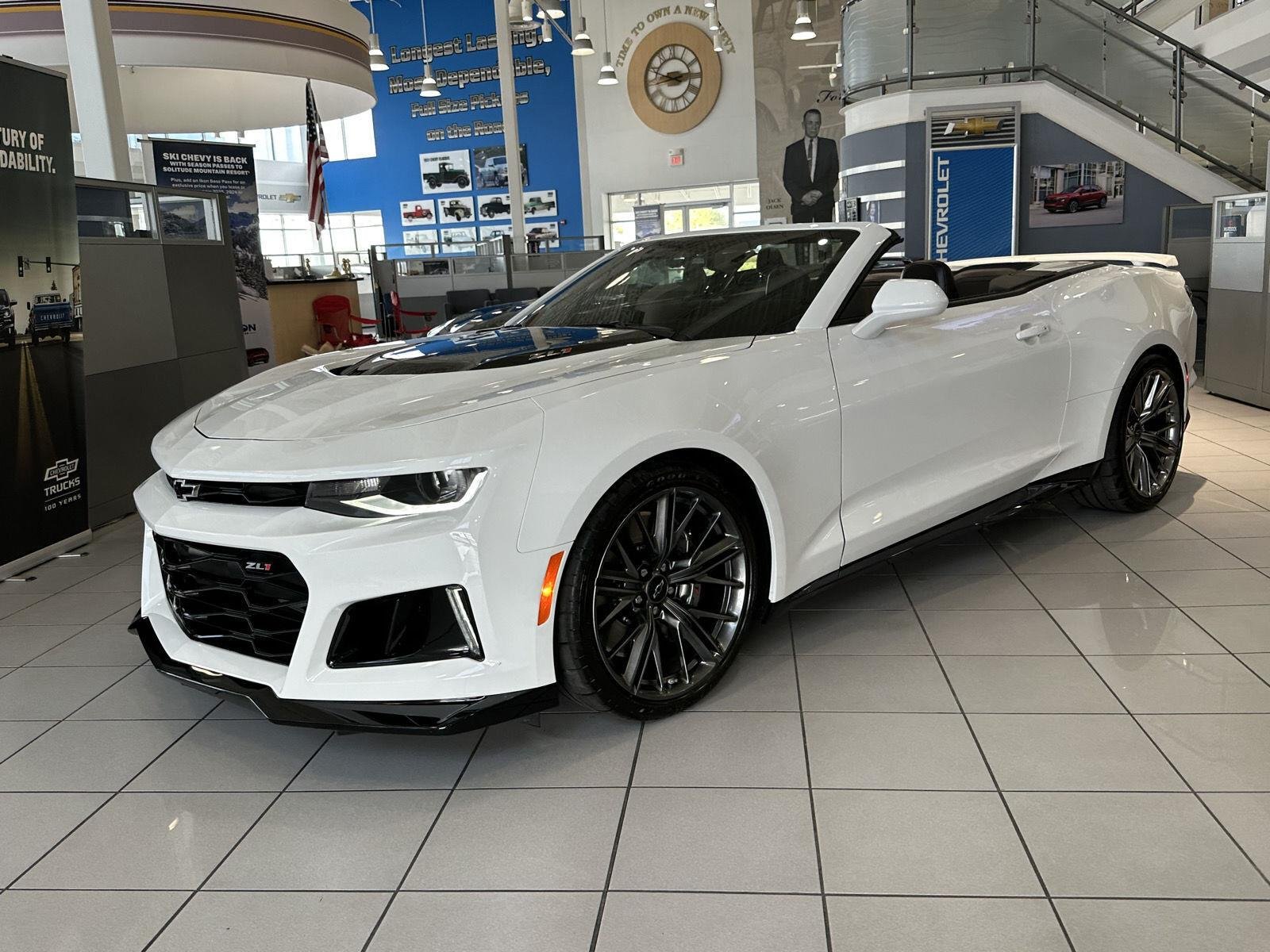 2022 Chevrolet Camaro ZL1 - Photo 6