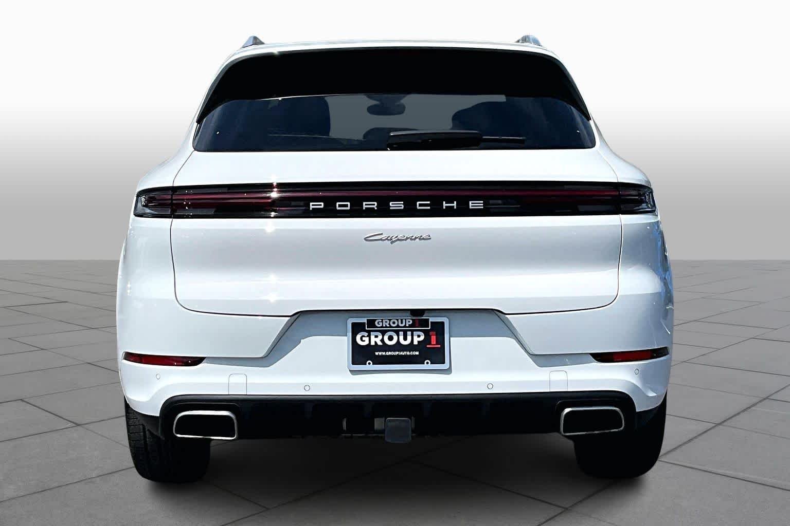 Used 2025 Carrara White Metallic Porsche  image 5