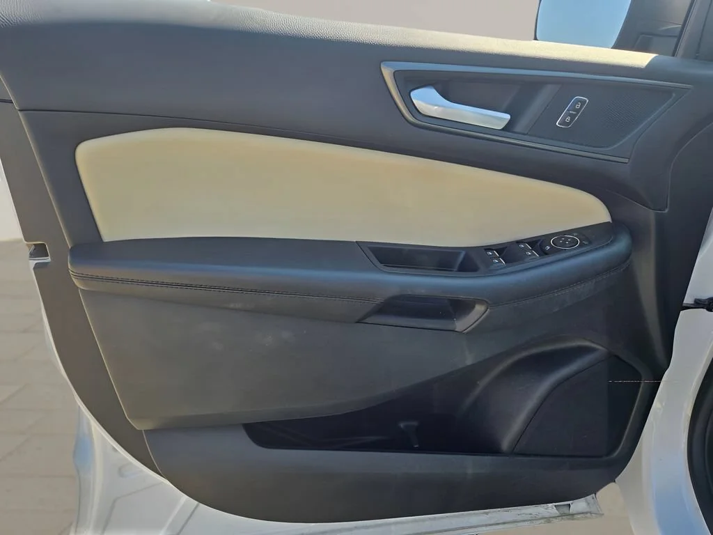 Certified Used 2023 White Ford SE image 17