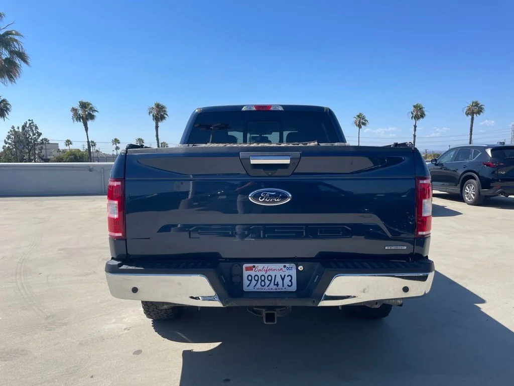 Used 2019 Blue Ford XLT image 3