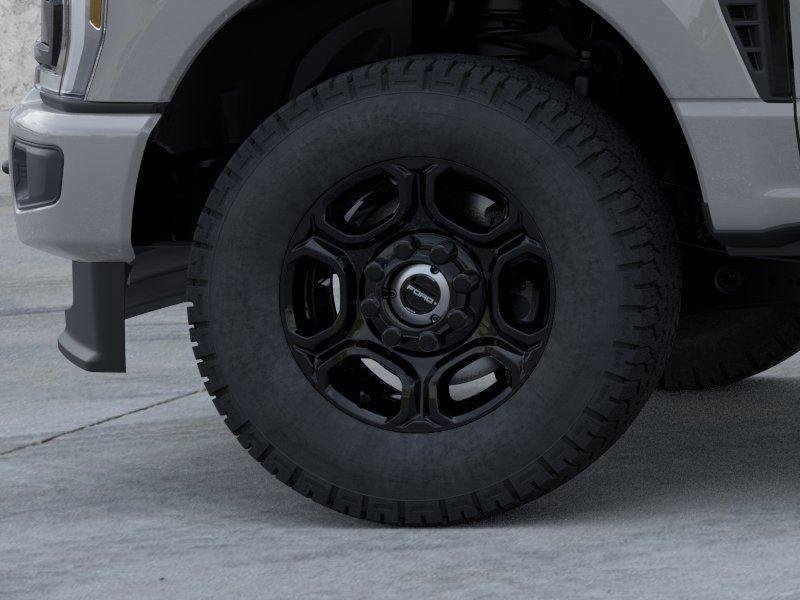 New 2026 Avalanche Gray Ford XL image 4