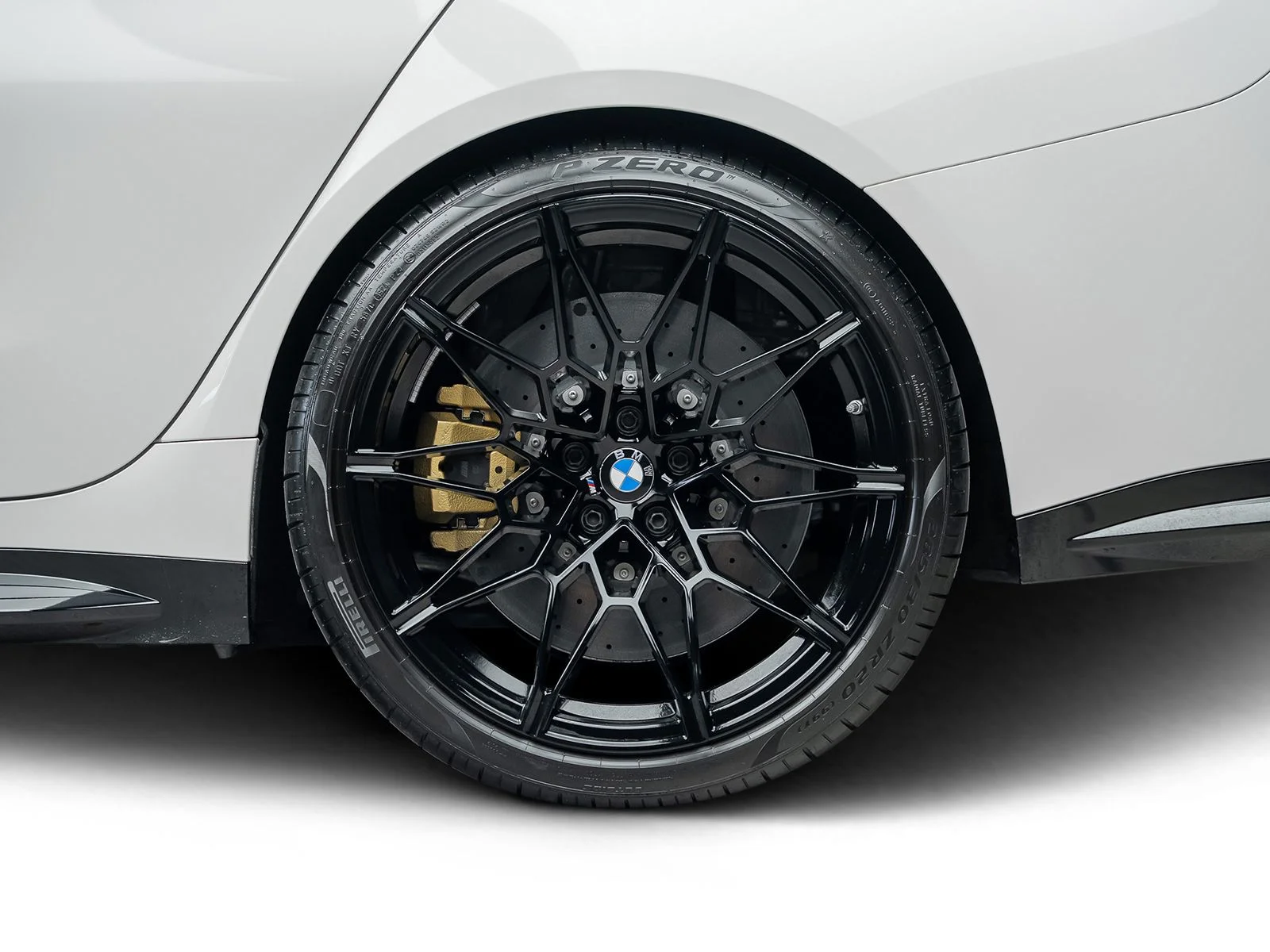 Used 2025 White BMW Competition image 25