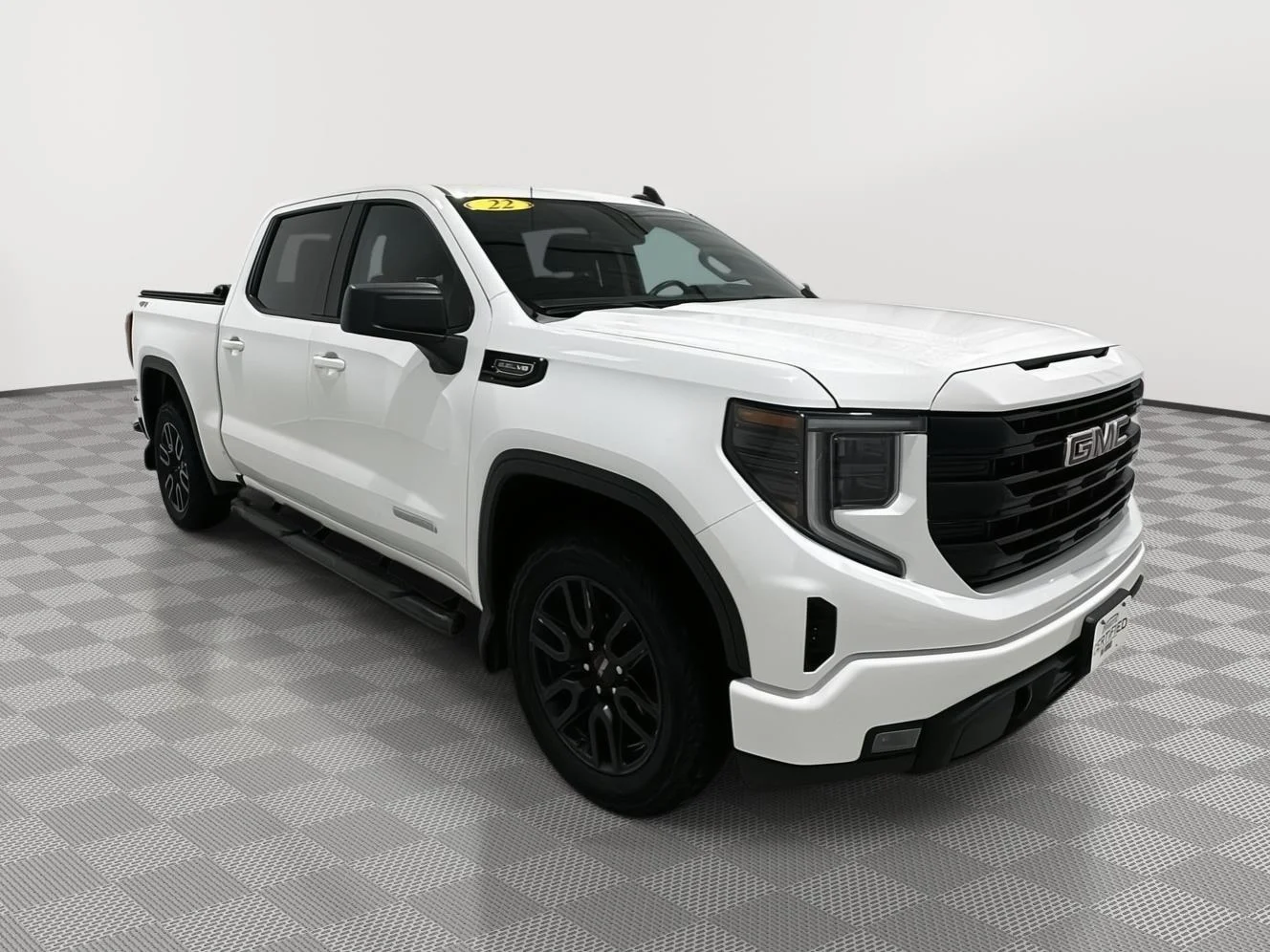 Used 2022 Summit White GMC Elevation image 7