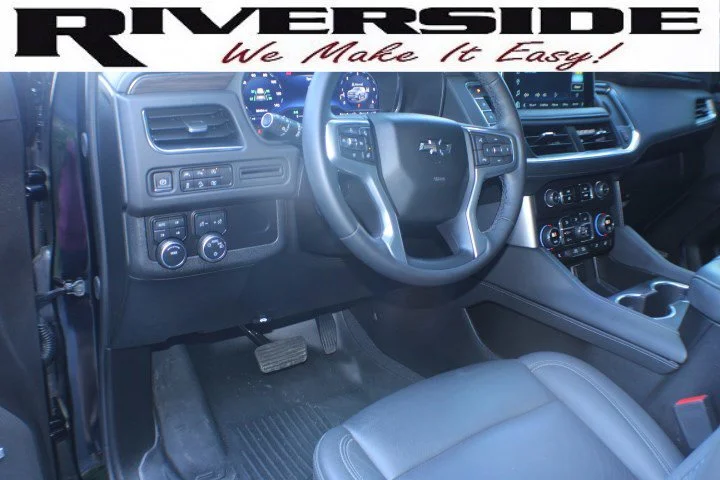 Used 2023 Black Chevrolet Z71 image 9