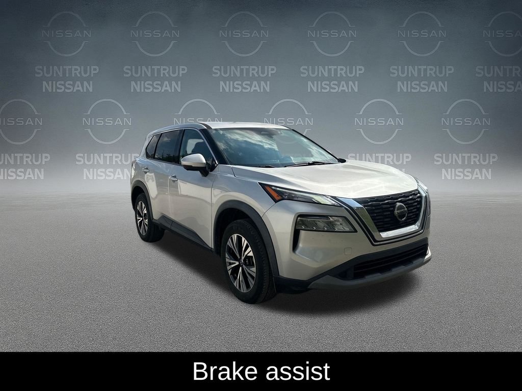Used 2021 Silver Nissan SV image 9