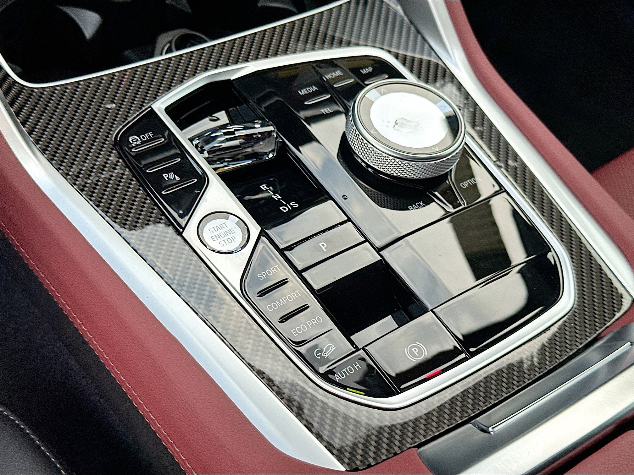 New 2027 Black Sapphire Metallic BMW M60i image 12
