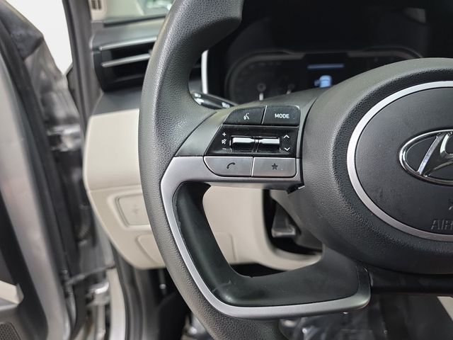Used 2023 Silver Hyundai SEL image 17