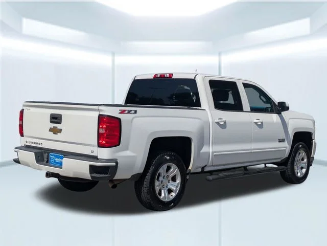 Used 2017 White Chevrolet LT image 6